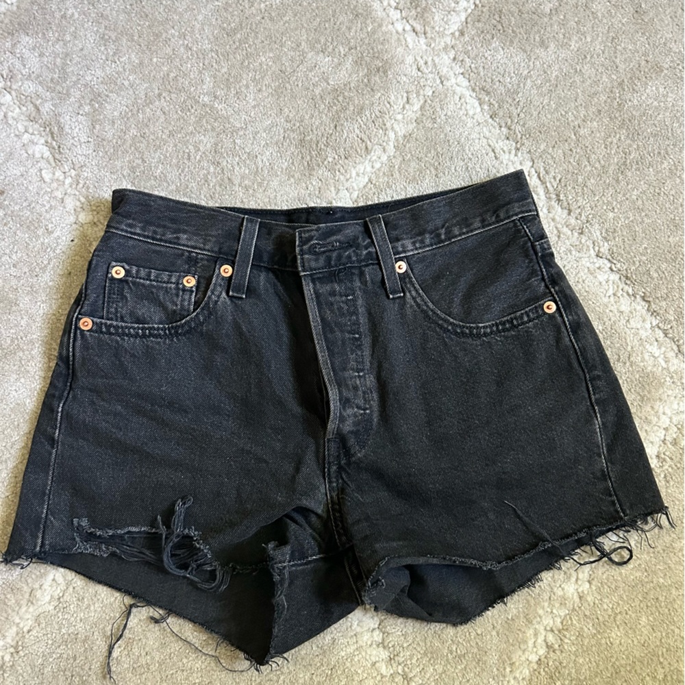 Levi’s Black 501 Jean Short